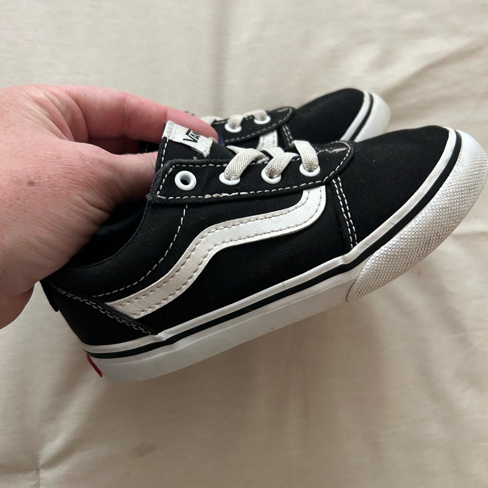 Toddler Black Vans 
Size 10